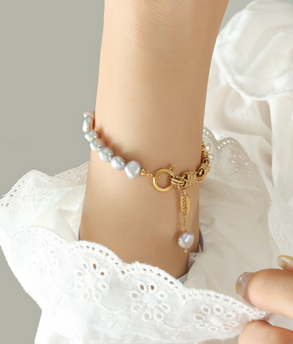 Golden Tide Pearl Bracelet