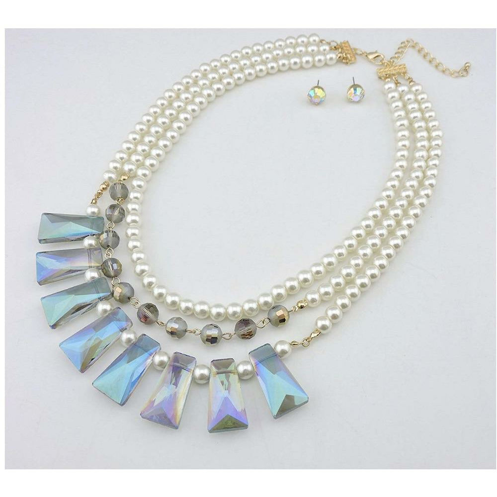 Elizabeth Pearl Crystal Necklace - Sophistycats Jewelry