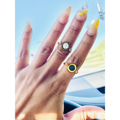 She’ll Rotating Enamel Ring