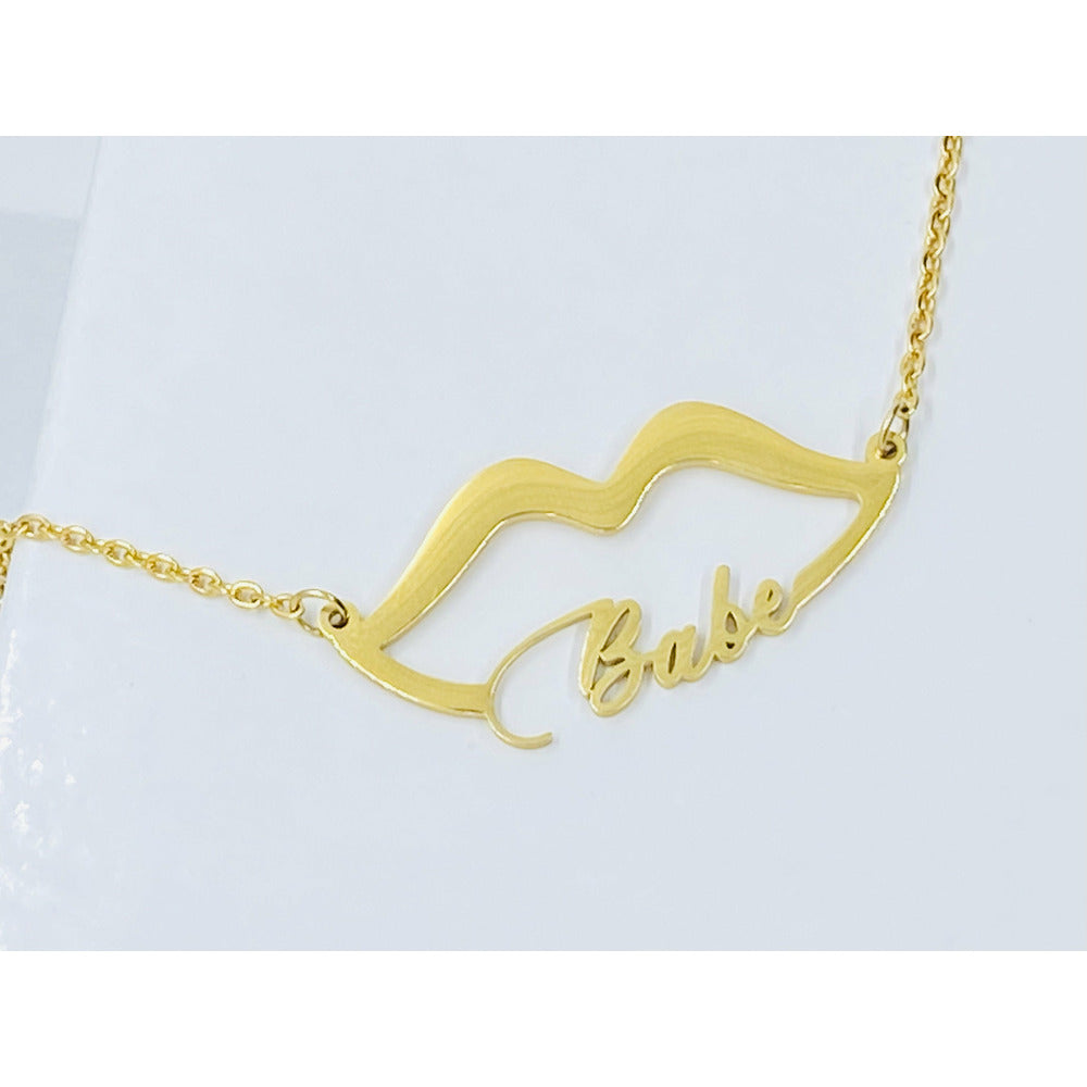 Kiss Babe stainless steel gold name necklace - Babe, Love, Sophistycat