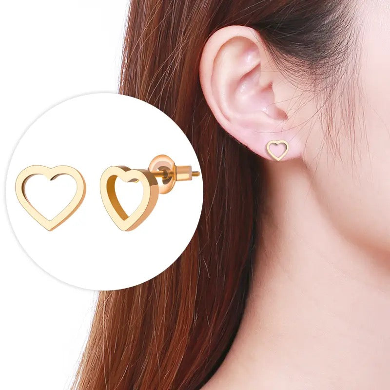 Hollow heart stud earrings