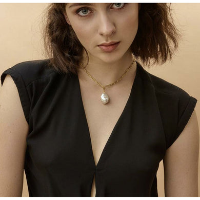 Drop Pearl Paper Clip Necklace