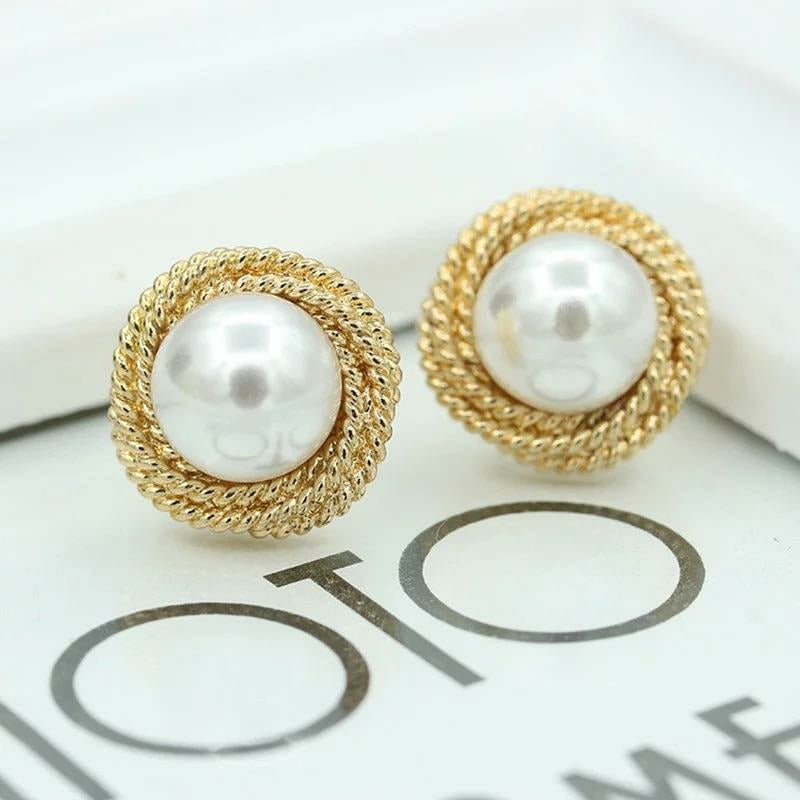 Whitley Pearl Stud - Gold